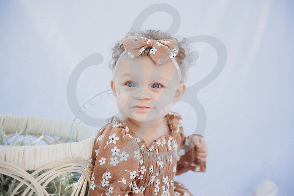 Elianna - 8 Month_022823_0041