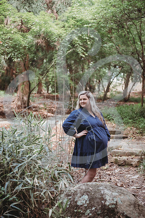 Kelsey - Maternity_041623_0157