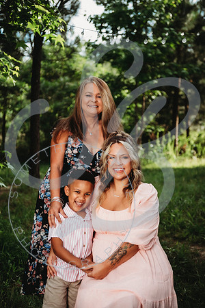 Wilkes Extended Family_052023_0124
