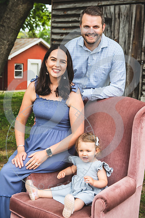 Norwood Extended Family_051323_0503