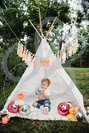 Elianna - 1 year_060423_0090