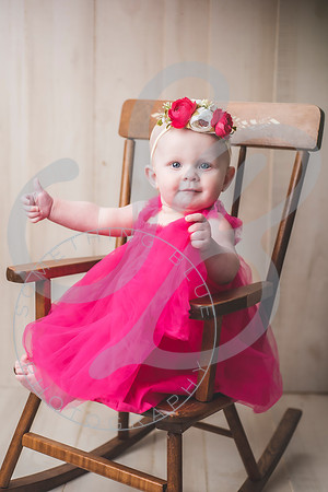 Skylar - 8 Month_022722_0078