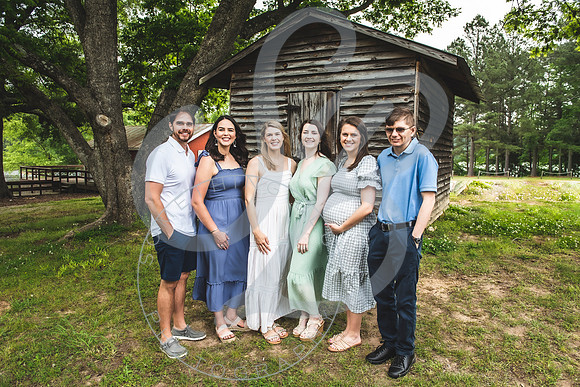 Norwood Extended Family_051323_0374