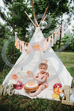 Elianna - 1 year_060423_0258