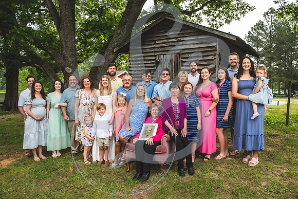 Norwood Extended Family_051323_0121