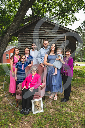 Norwood Extended Family_051323_0239