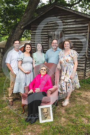 Norwood Extended Family_051323_0221
