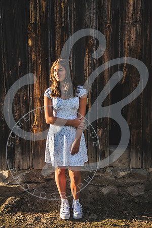 Lily - Senior_050523_0050