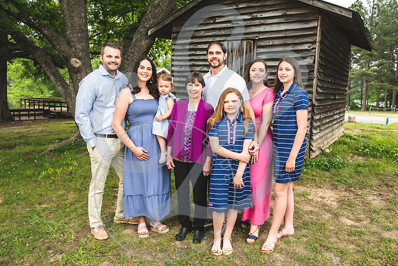 Norwood Extended Family_051323_0397