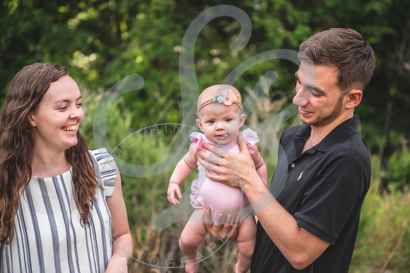 Alice - 4 month_062122_0041