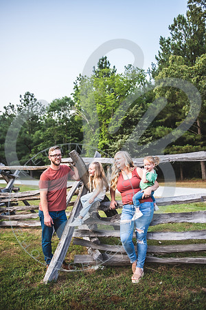 Reardon Fam - Spring 2023_061823_0379