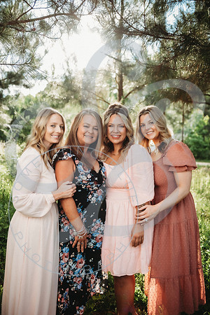 Wilkes Extended Family_052023_0190