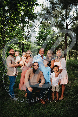 Wilkes Extended Family_052023_0157