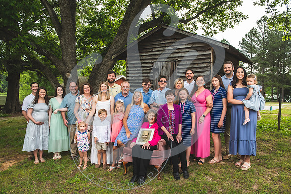 Norwood Extended Family_051323_0105