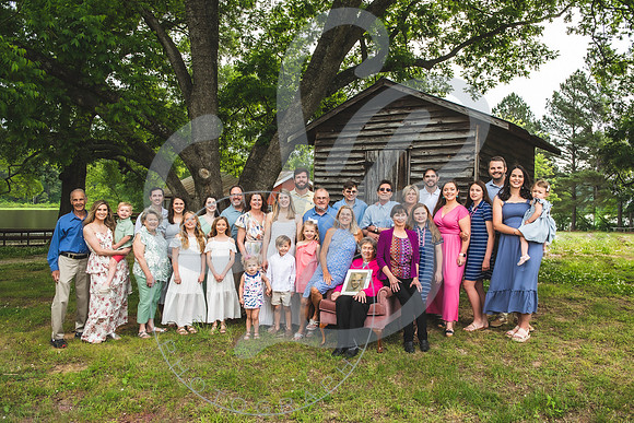 Norwood Extended Family_051323_0139