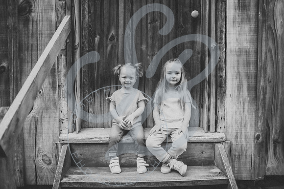 Reardon Fam - Spring 2023_061823_0135
