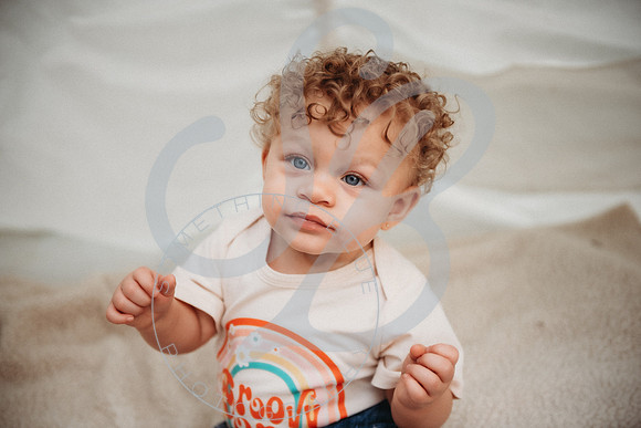 Elianna - 1 year_060423_0118