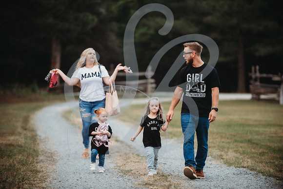 Reardon Fam - Spring 2023_061823_0501