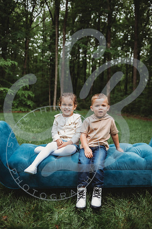 Flowers - Adoption Families_042823_0375