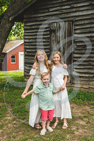 Norwood Extended Family_051323_0083
