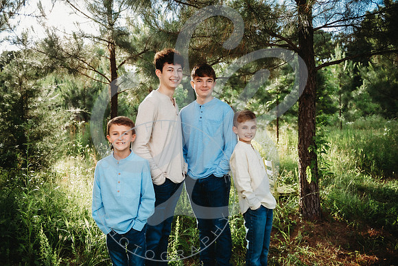 Wilkes Extended Family_052023_0232