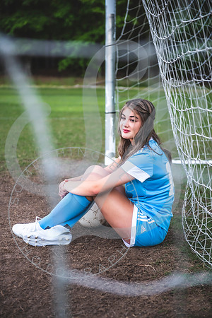 Lily - Senior_050523_0293