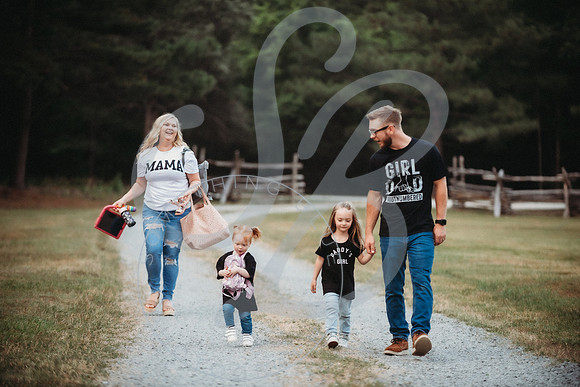 Reardon Fam - Spring 2023_061823_0509