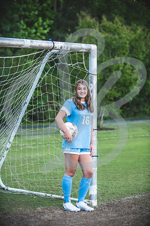 Lily - Senior_050523_0174