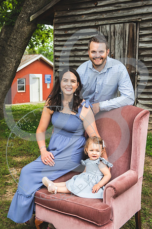Norwood Extended Family_051323_0515