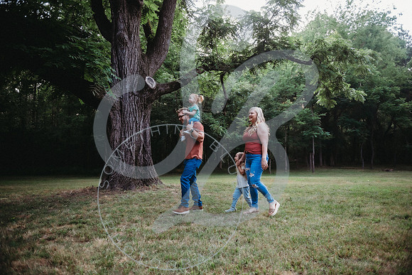 Reardon Fam - Spring 2023_061823_0069