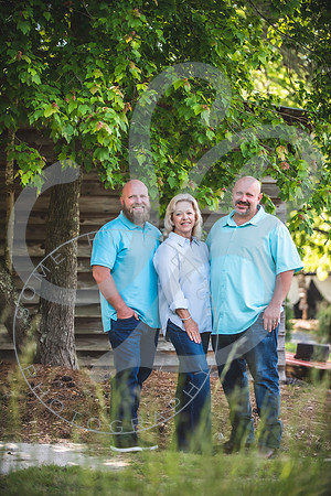 Cox Extended Family_050623_0234