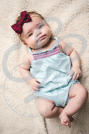 MacKenzie - 4 month_062522_0155