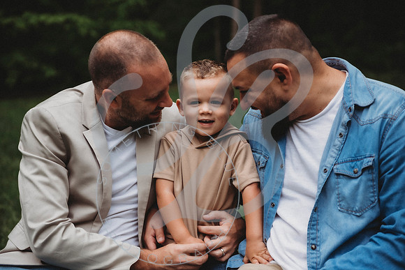 Flowers - Adoption Families_042823_0264