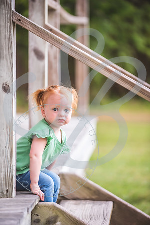 Reardon Fam - Spring 2023_061823_0216