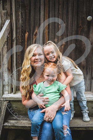 Reardon Fam - Spring 2023_061823_0167