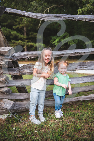 Reardon Fam - Spring 2023_061823_0399