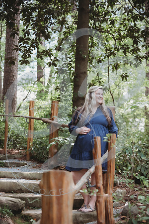 Kelsey - Maternity_041623_0415