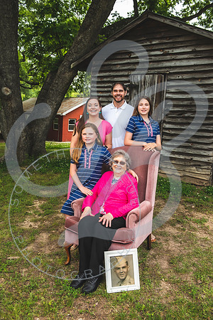 Norwood Extended Family_051323_0257