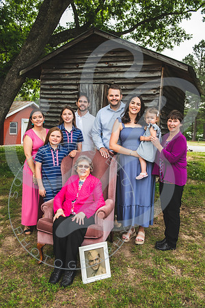 Norwood Extended Family_051323_0230