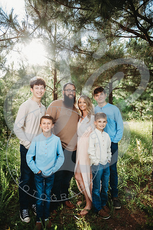 Wilkes Extended Family_052023_0205