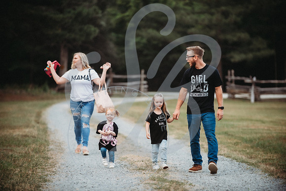 Reardon Fam - Spring 2023_061823_0505