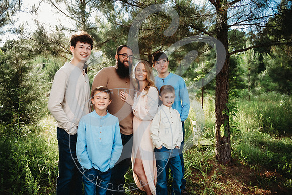 Wilkes Extended Family_052023_0226