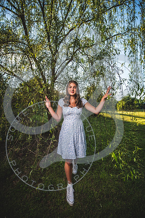 Lily - Senior_050523_0128