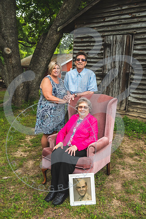 Norwood Extended Family_051323_0212