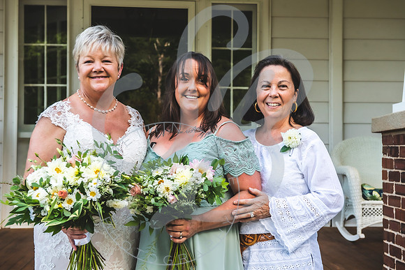 Kathy & Linnie - Wedding_061822_1273