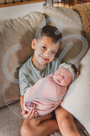 Mia - Newborn_052424_0126