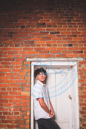 Calvin - Senior Session_032121_0182