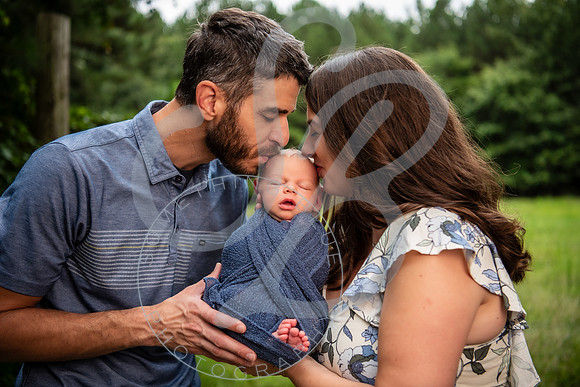 Brady - Newborn_081925_0299_1