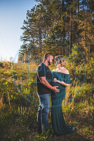 Shannon - Maternity_040221_0011