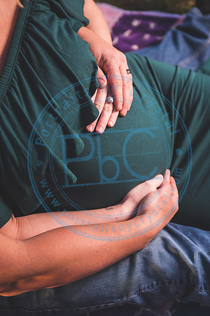 Shannon - Maternity_040221_0217